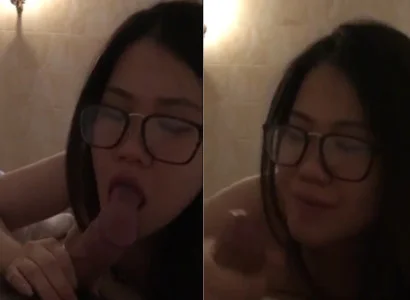 Anh ra thì phải thì thầm với em đừng để vuột mất